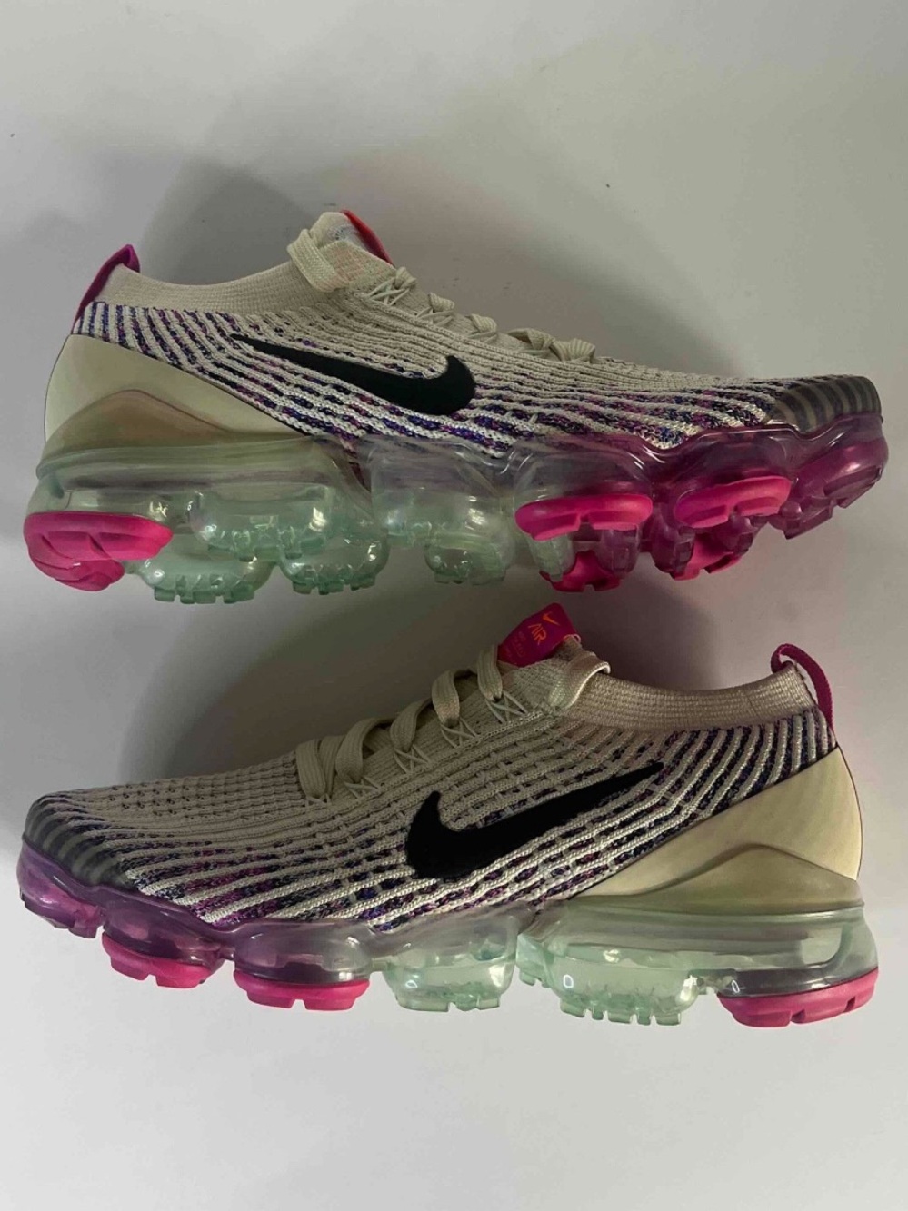 Nike Air VaporMax Flyknit 3 - Fossil/Pistachio Frost - Women’s Size 8